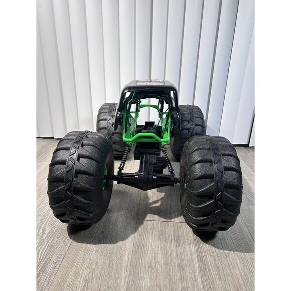Grave Digger Mega All-Terrain 1:6 Scale Monster Jam RC • No Remote - Picture 5 of 9